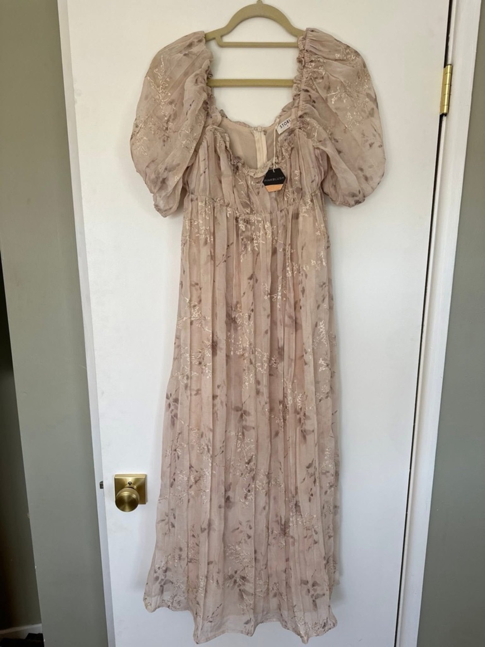 Pinkblush Floral Puff-Sleeve Maxi Dress